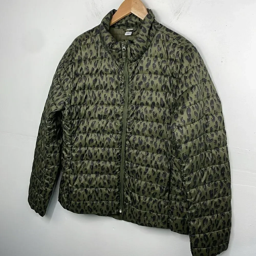 Old Navy Go-H20 Water-Resistant Narrow-Channel Puffer Jacket size Large